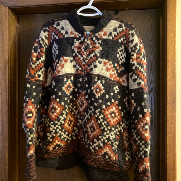 Lucky Brand Sweater - Picture 1 of 3